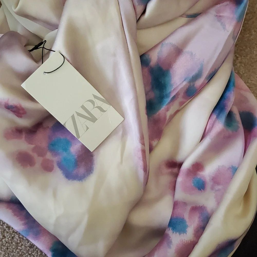 ZARA NEW LONG SATIN DRESS WITH OPEN BACK Size S